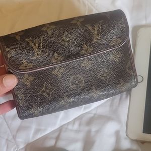 lv waist bag